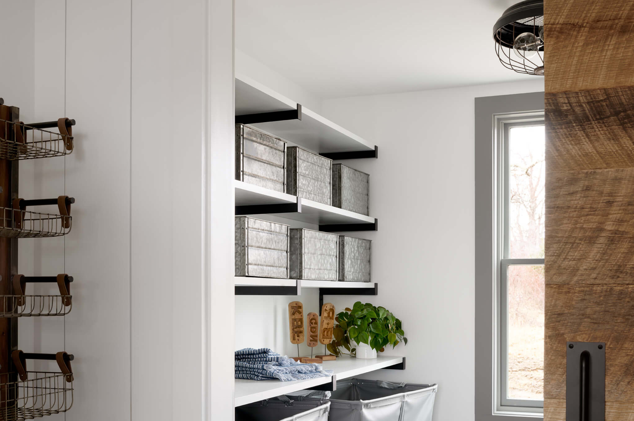 Horizontal_KCD_DepotHollis_LaundryShelves_SMALL