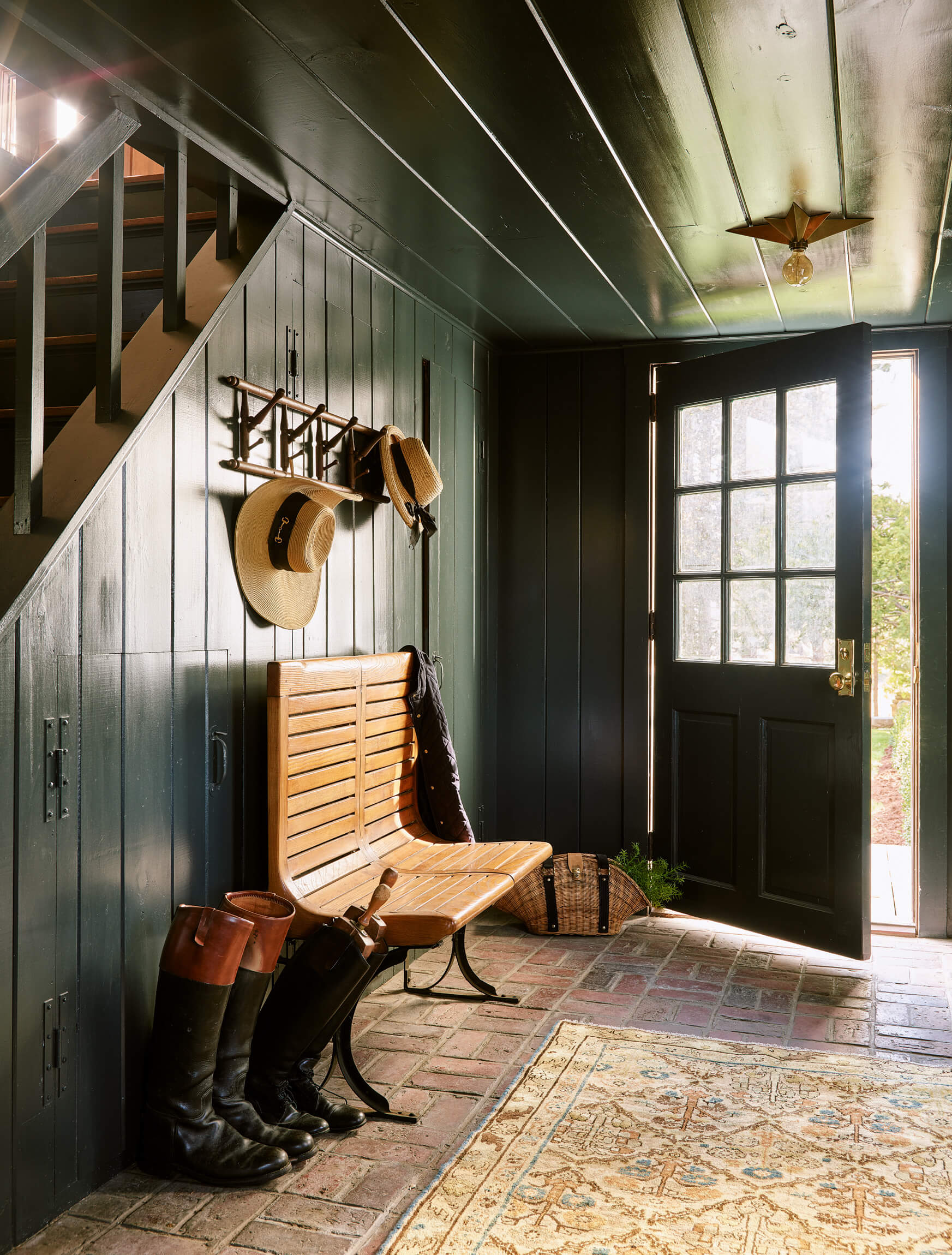 Farmhouse Fixer: Cognata Sourcing - Kristina Crestin